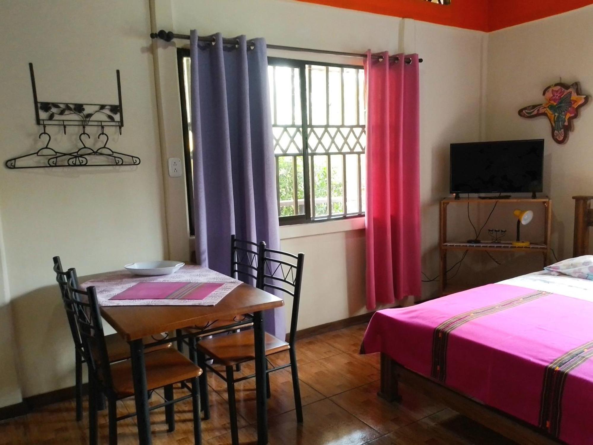 Casa Alegra * Puerto Viejo de Talamanca